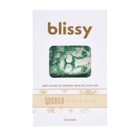 Blissy x Wicked 100% Mulberry Silk Pillowcase Limited Edition Green Standard - Picture 5 of 6